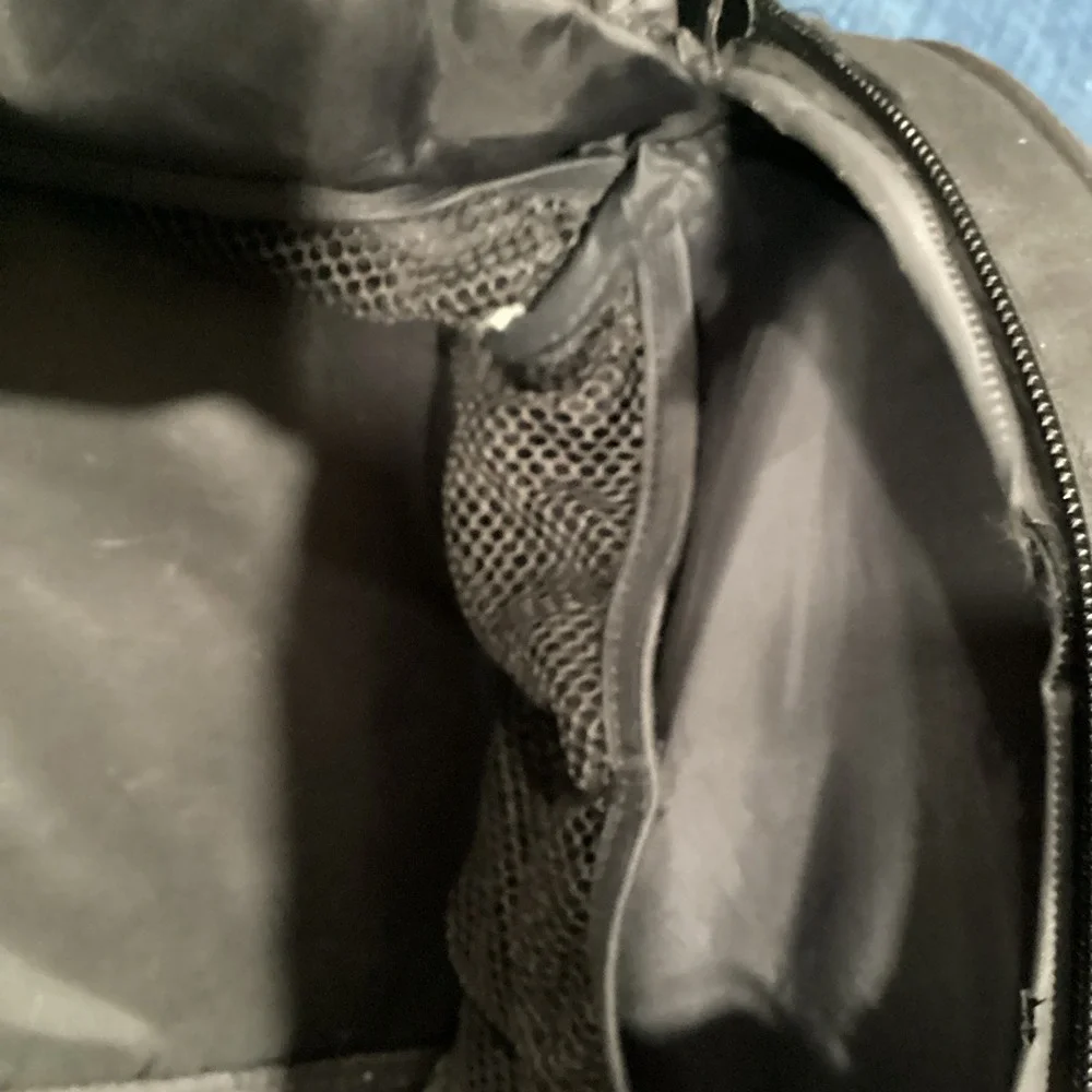 Eddie Bauer Duffle Bag Gym Bag w/ Strap Black  Travel Luggage